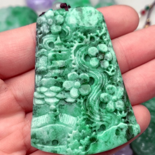 翡翠吊坠(不含链)未镶嵌