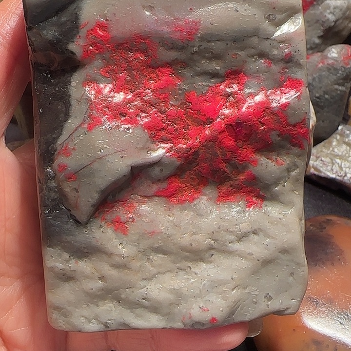 R***平昌化石昌化鸡血石原石