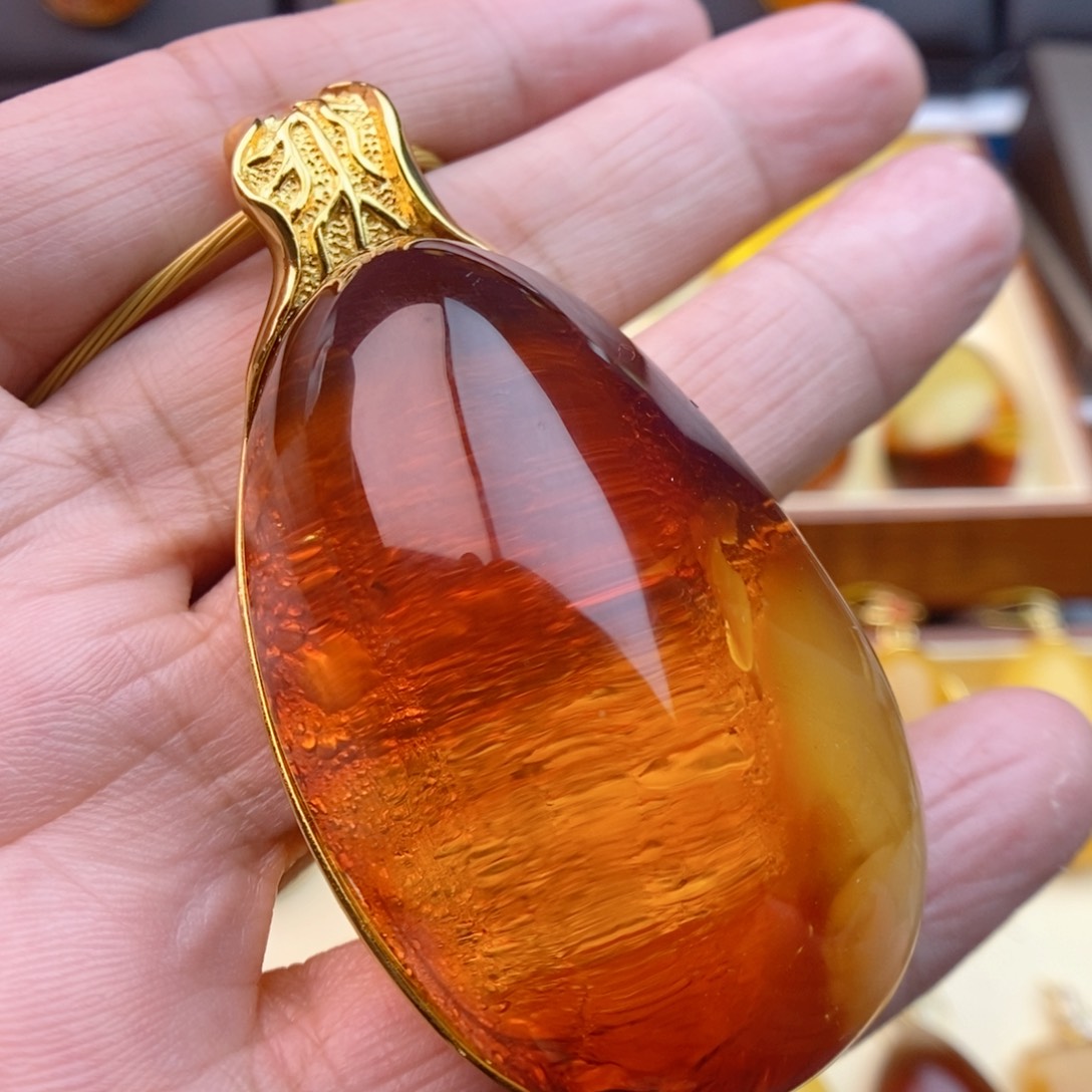 琥珀颈饰银S925镀金镶嵌