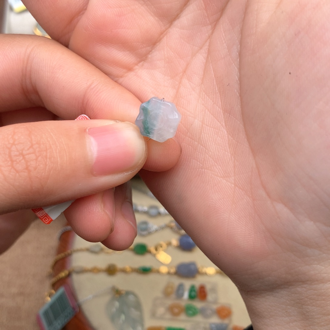 【闪购商品】未镶嵌挂件翡翠一