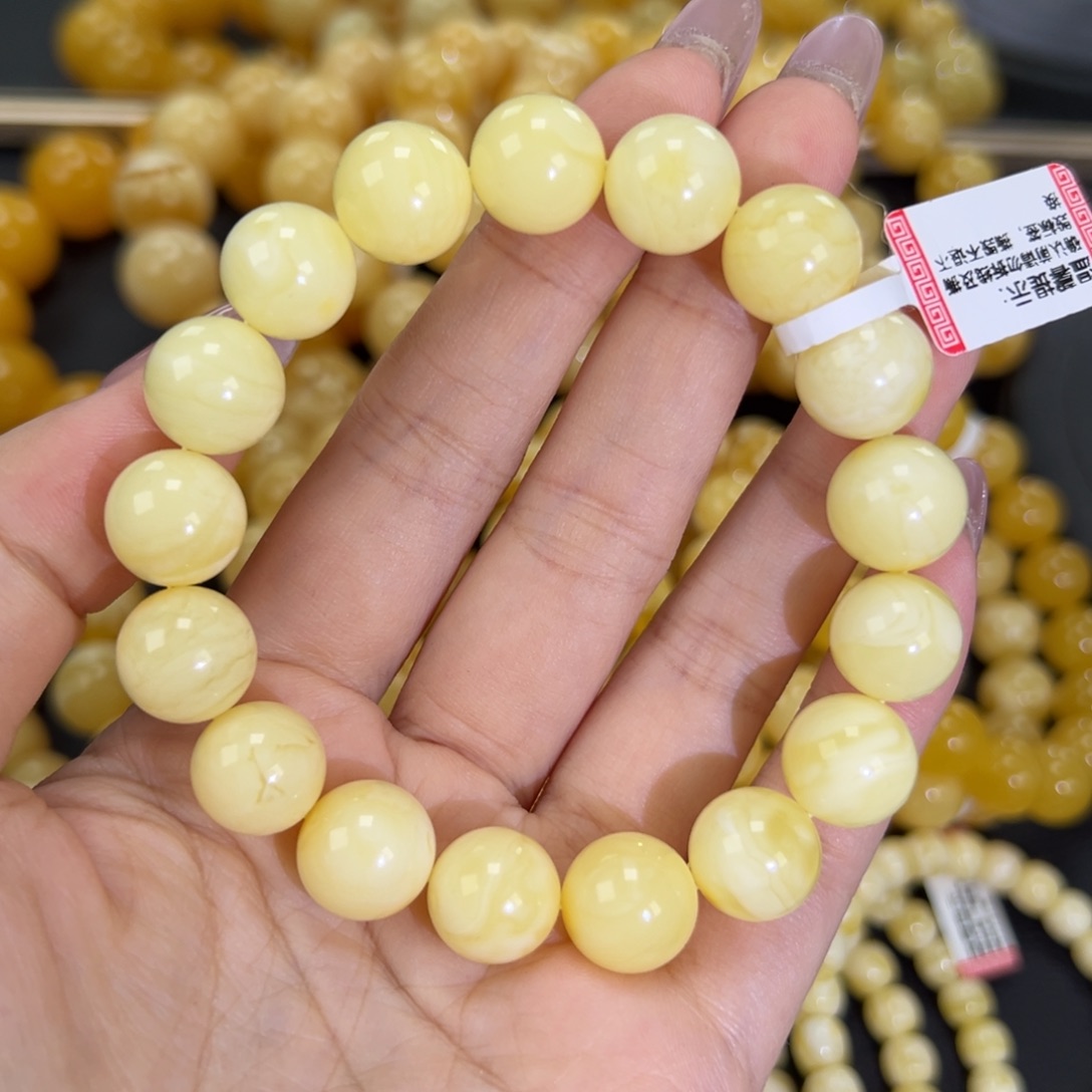 琥珀未镶嵌手链19.9白蜡