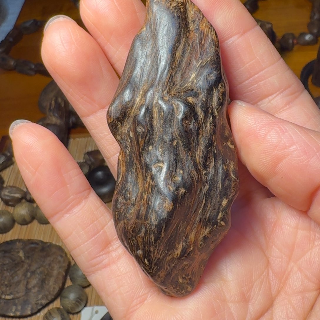 沉香沉香碎屑笑****8文莱黑棋软丝大粗纹17.8