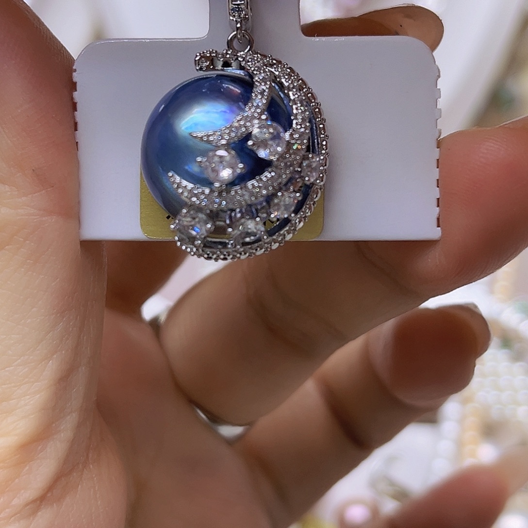 吊坠或者耳钉淡水珍珠未镶嵌