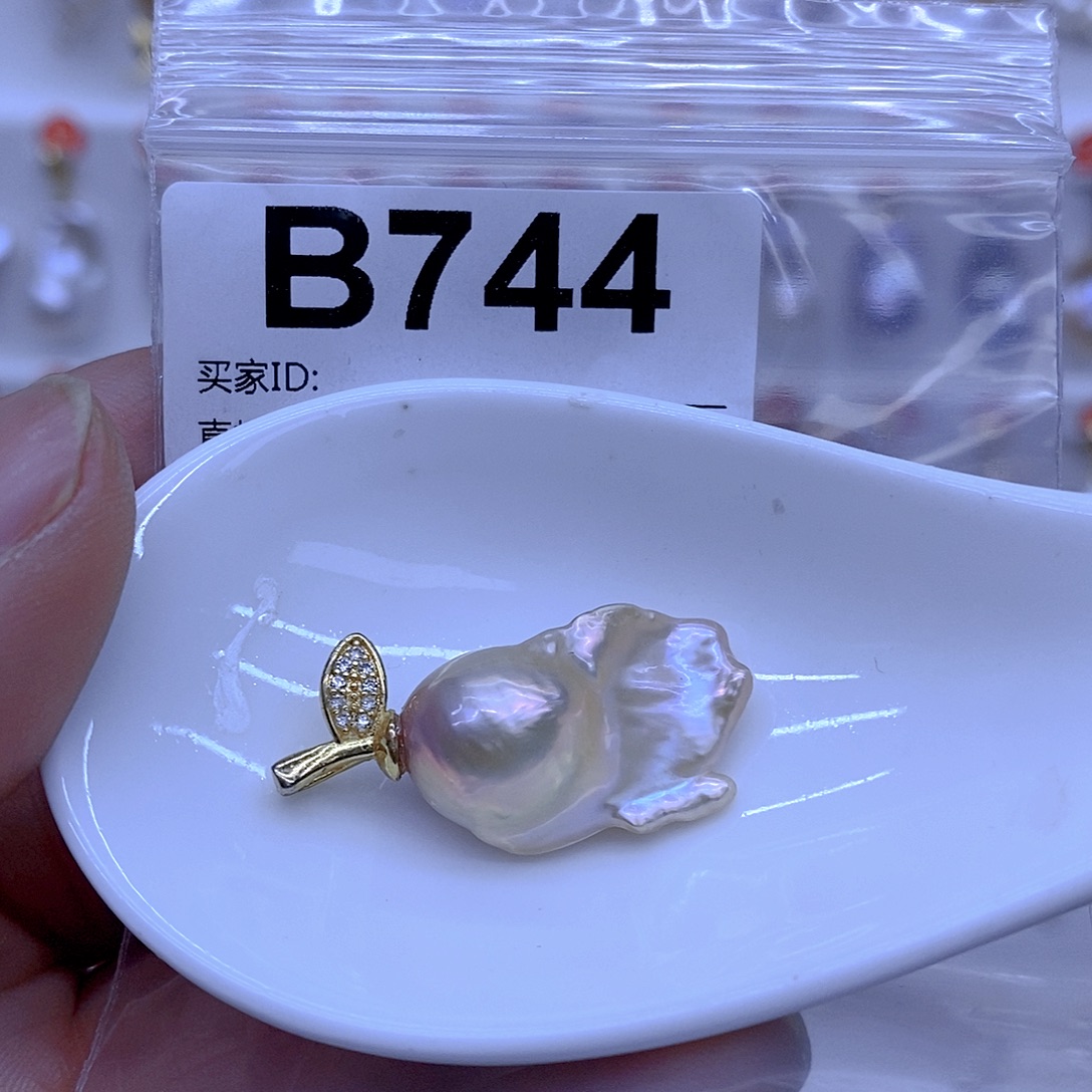 未镶嵌淡水珍珠颈饰