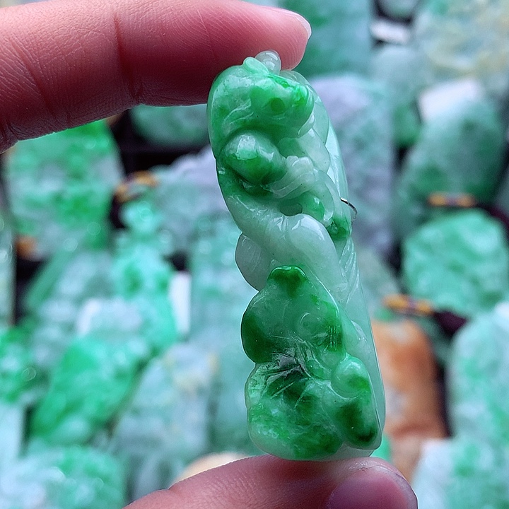 翡翠吊坠(不含链)未镶嵌