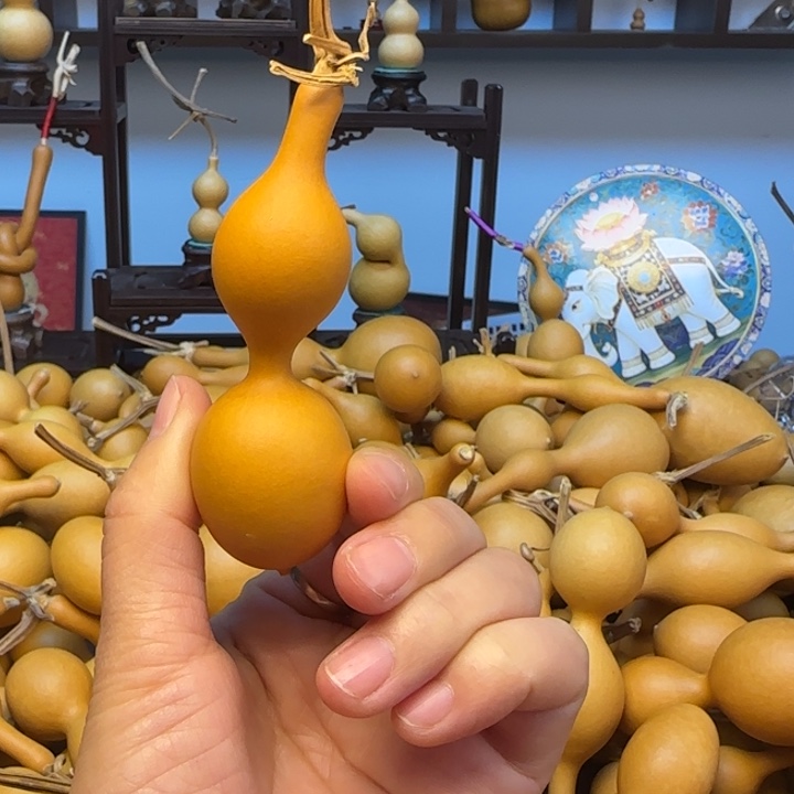 傲***下大叶紫檀（黑酸枝木类）