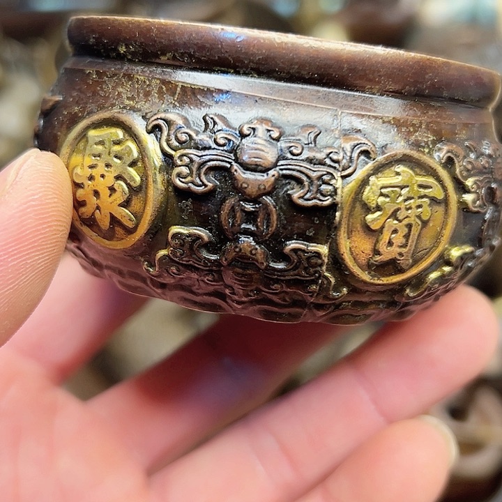 专属定制精美铜摆件