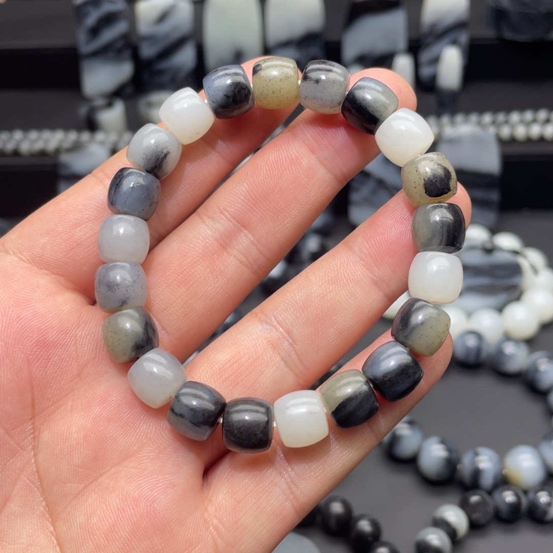 和田玉手串未镶嵌