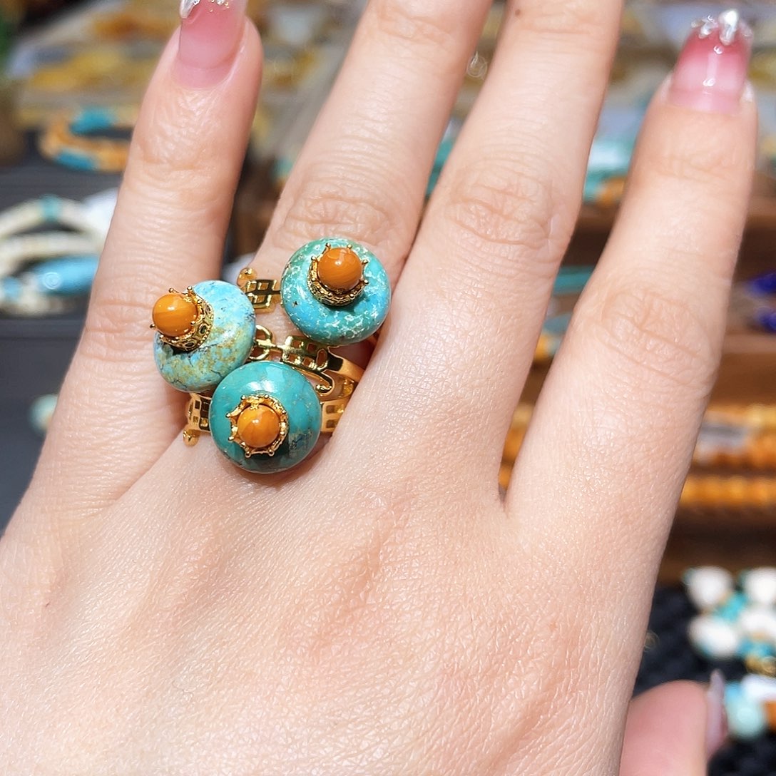 琥珀戒指未镶嵌戒指多样发其一