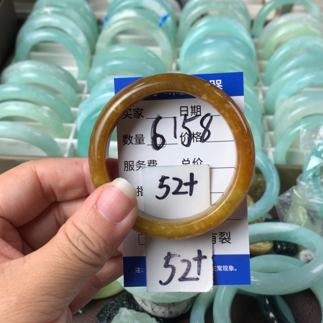 蛇纹石玉手镯未镶嵌6158