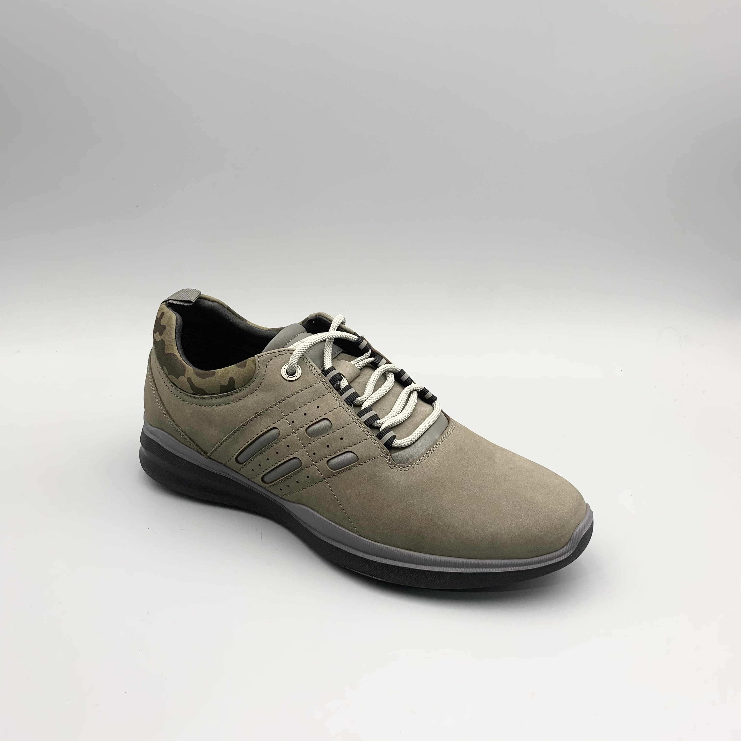 新款轻质厚底系带男士真皮鞋休闲鞋C388