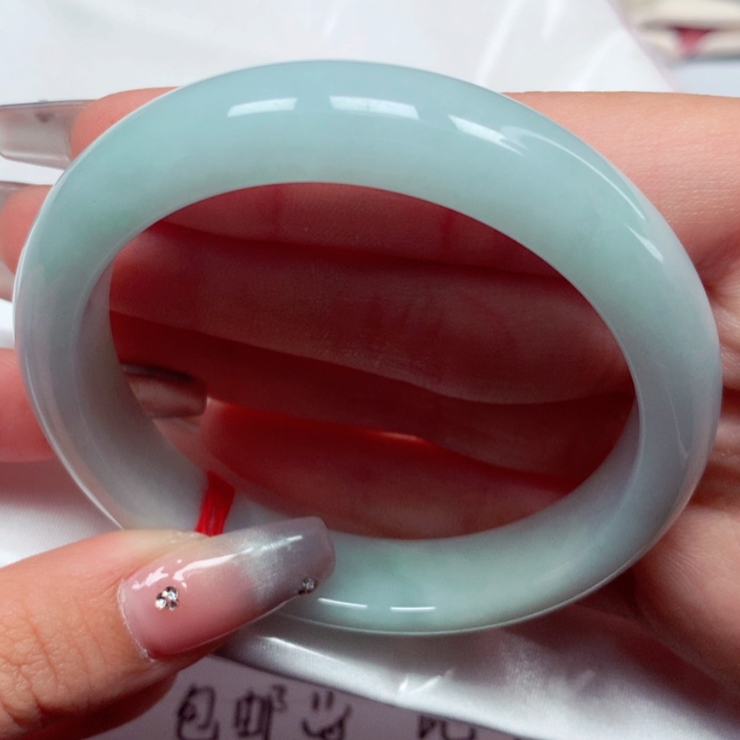 【闪购商品】翡翠手镯未镶嵌56圈