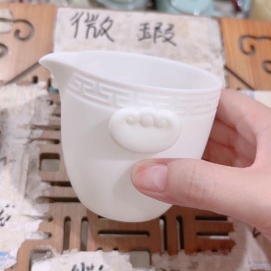 微瑕介意的勿拍，喜欢再下单，谢谢支持