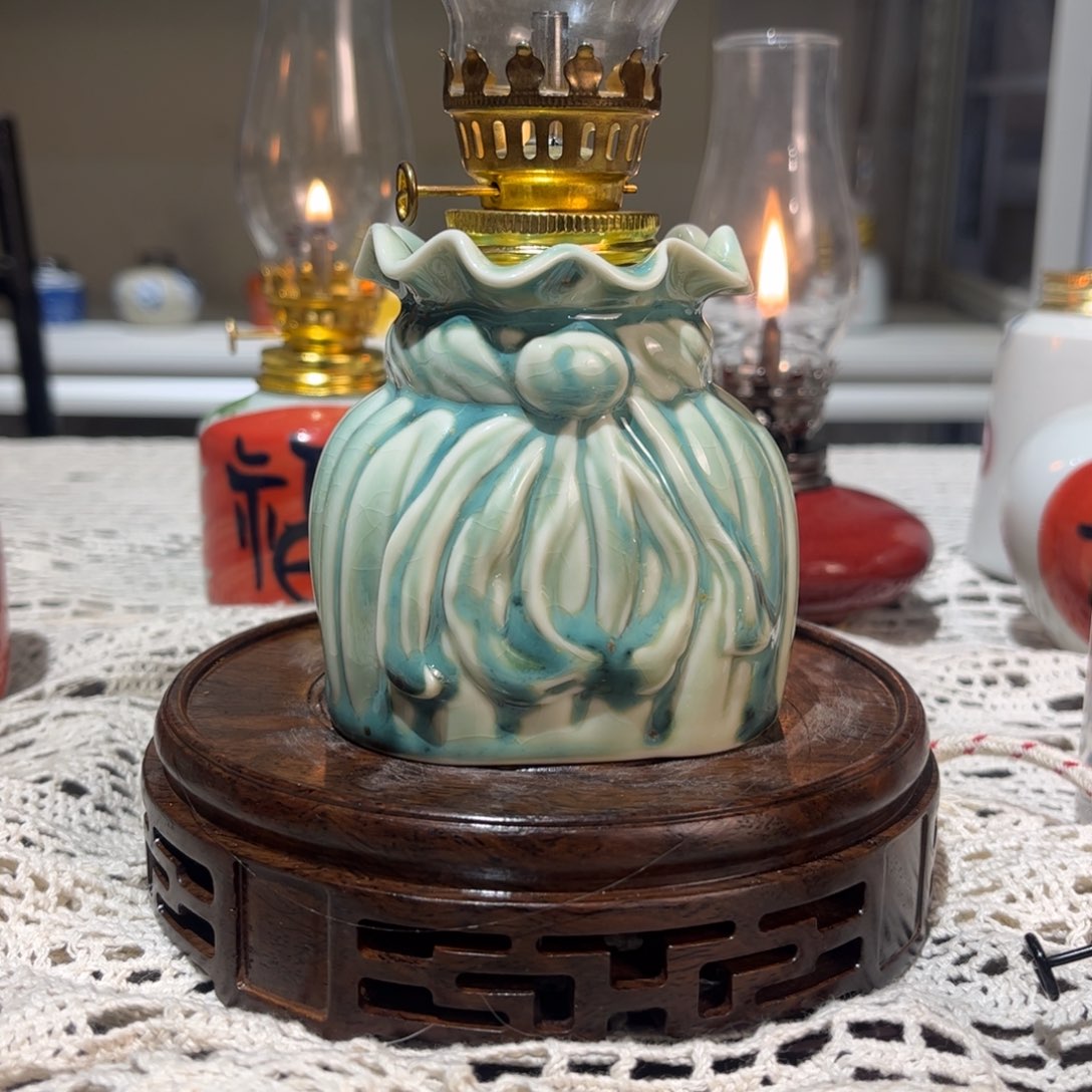 摆件景德镇陶瓷香薰灯