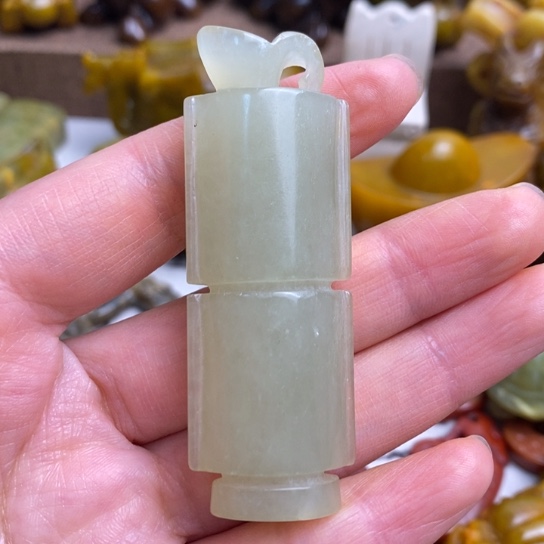 蛇纹石玉未镶嵌颈饰85