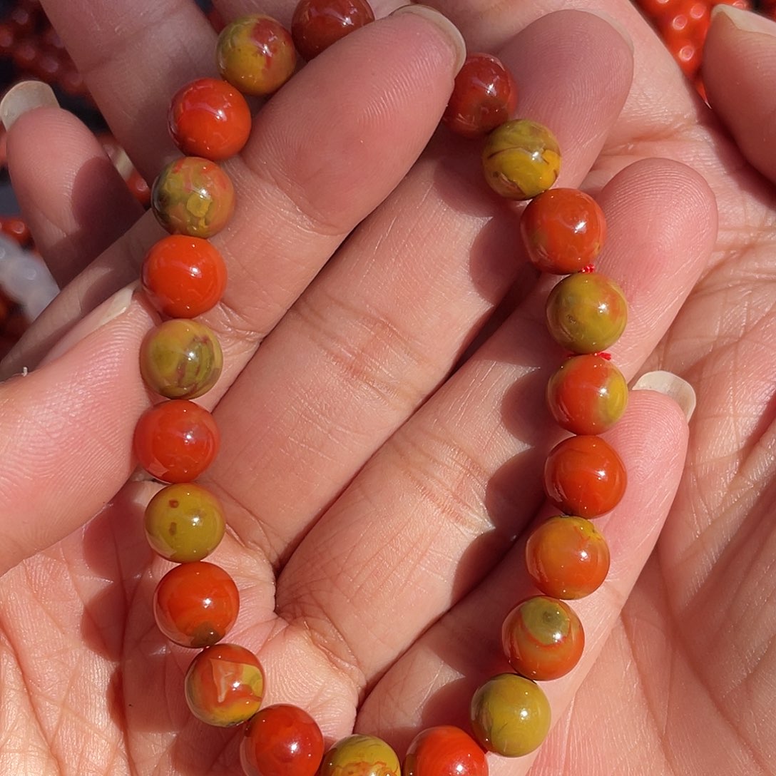 南红玛瑙吊坠未镶嵌