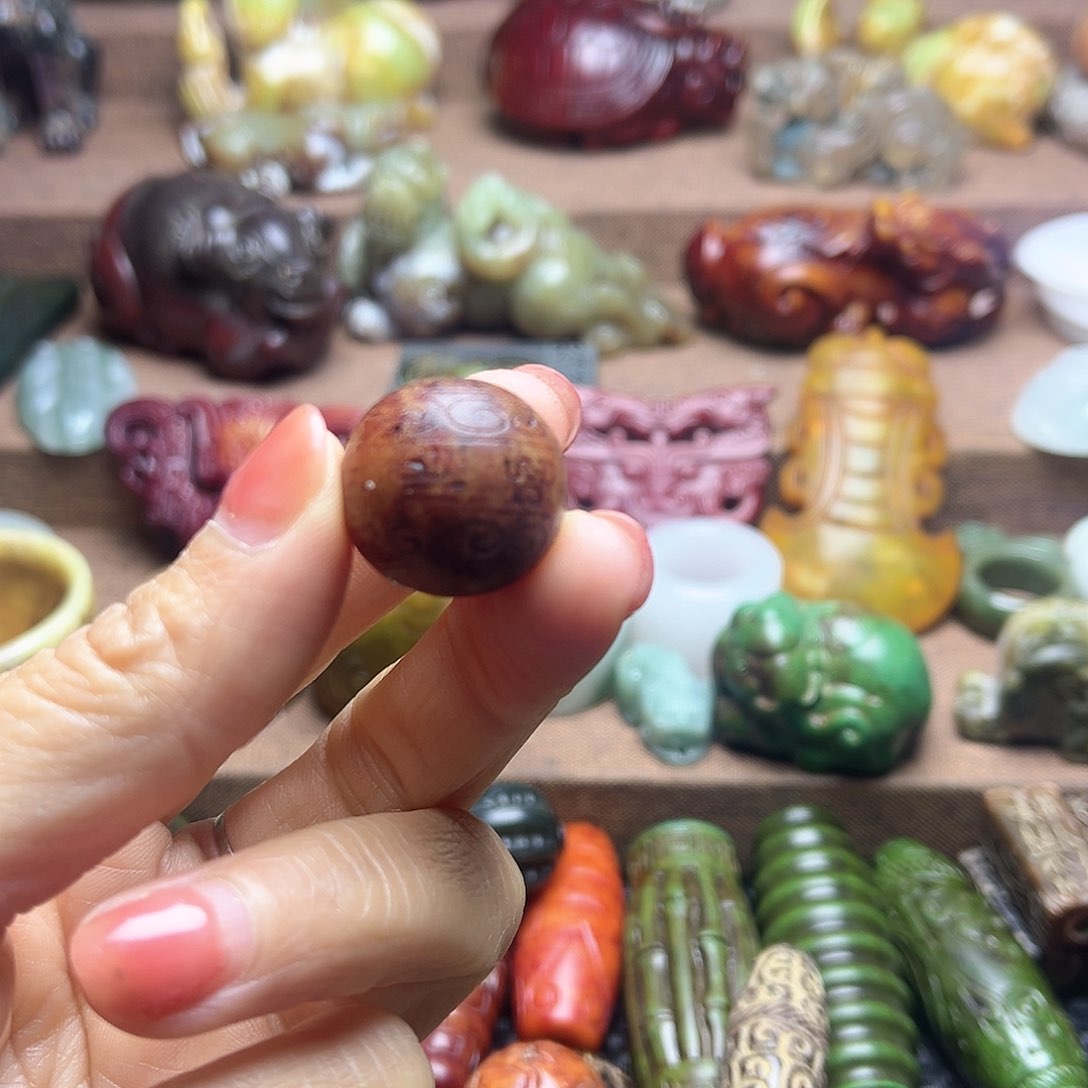 白玉菩提吊坠123。。