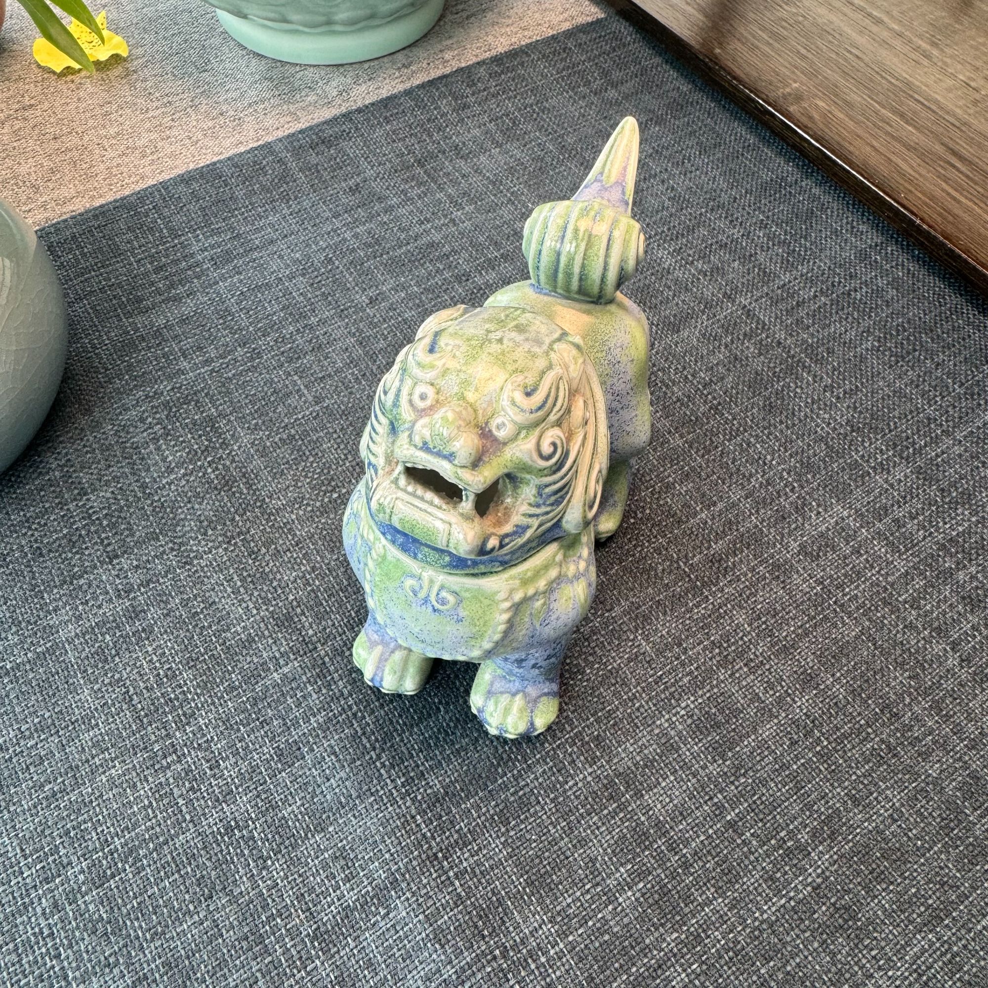 【羊歌赏瓷】高温单色釉古铜釉醒狮香炉香插茶宠