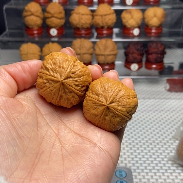 文玩核桃把件50御宝四棱