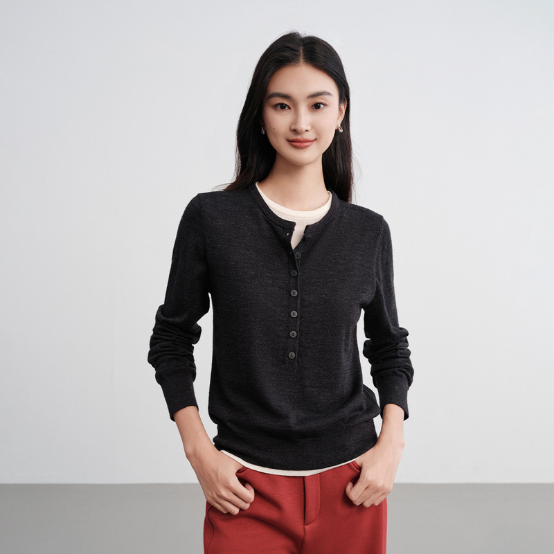 【蓝标】EP雅莹女装2025 绵羊毛通勤假两件亨利领针织上衣9935A