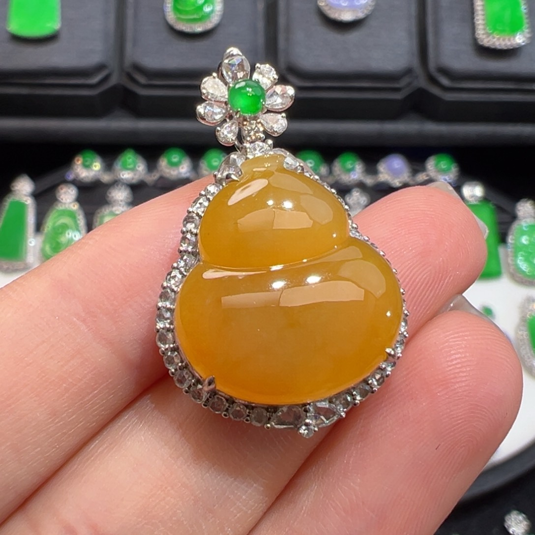 翡翠18K金镶嵌吊坠(不含链)收到货48小时鉴赏期