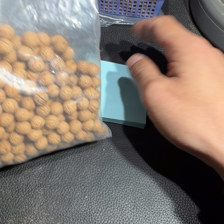 是***爸吊坠桃核野生小核桃23
