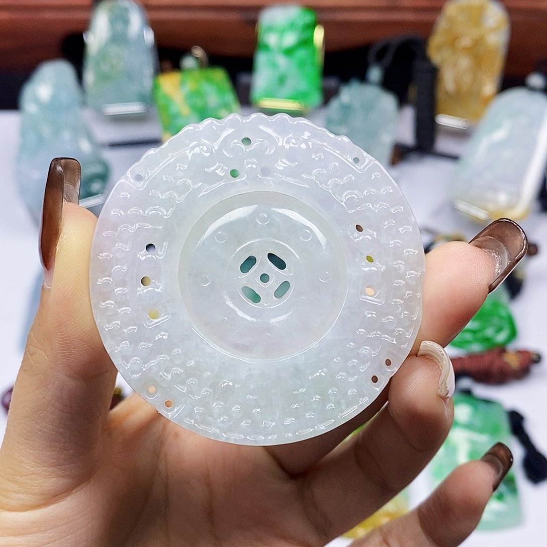 颈饰未镶嵌翡翠天然翡翠A货