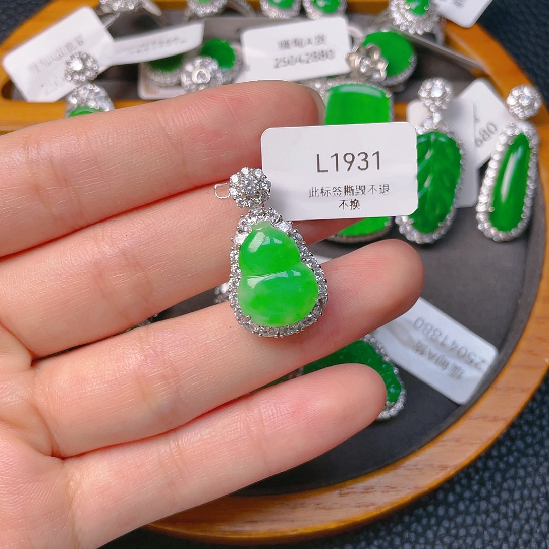 【闪购商品】翡翠银S925镶嵌吊坠(不含链)