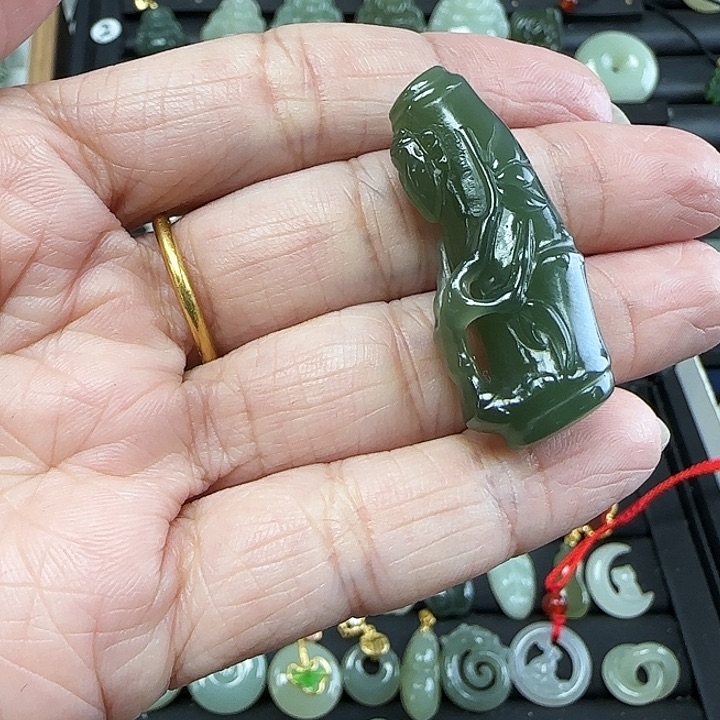 和田玉吊坠(不含链)未镶嵌