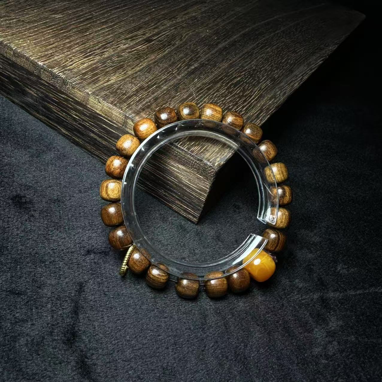 【顶端文玩】A058  金丝楠款式手串