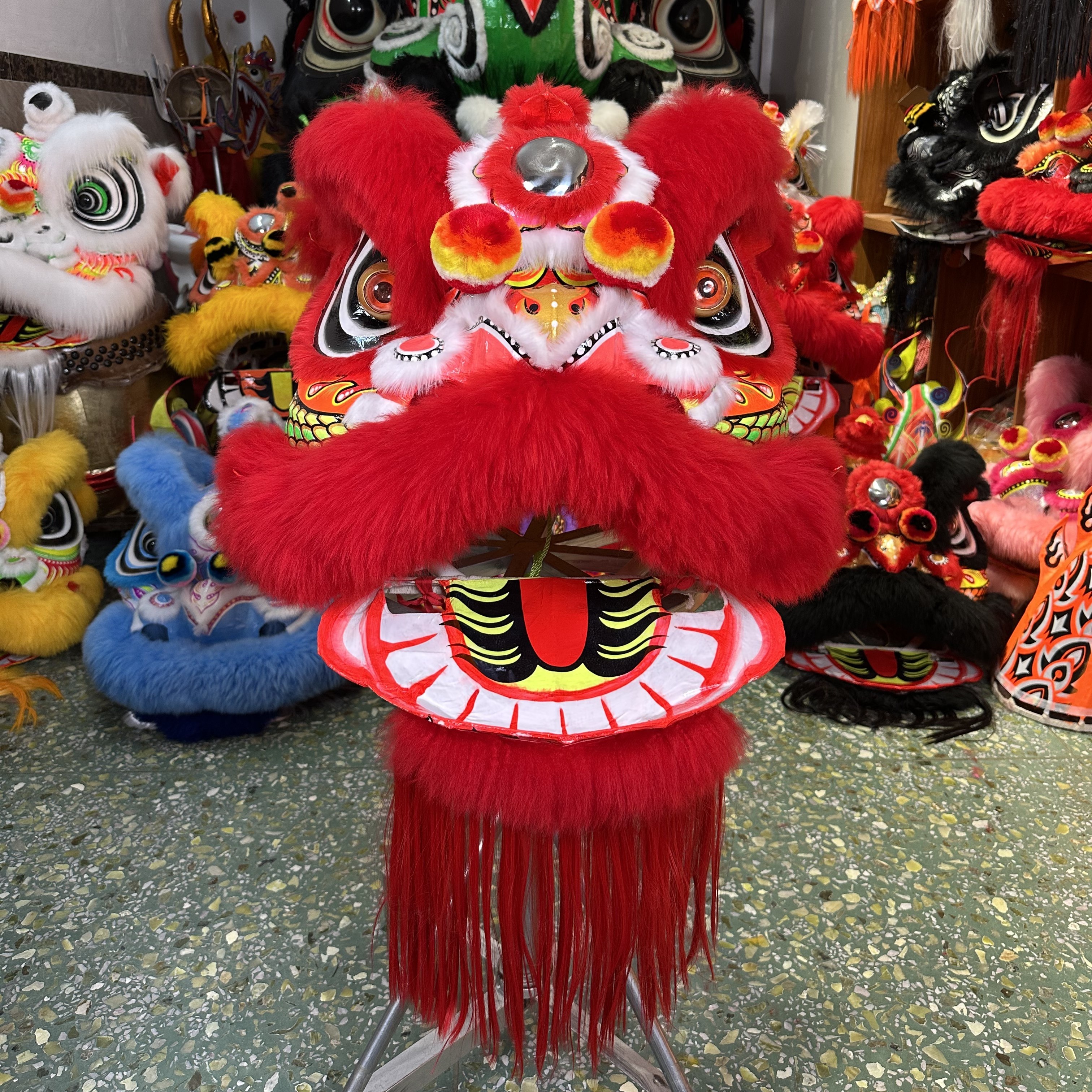 单头醒狮 龙纹醒狮 南狮3号醒狮 狮头道具 南狮行龙狮 喜庆舞狮