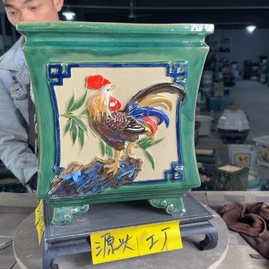 一风堂石湾花盆内口24，内深28修补痕迹