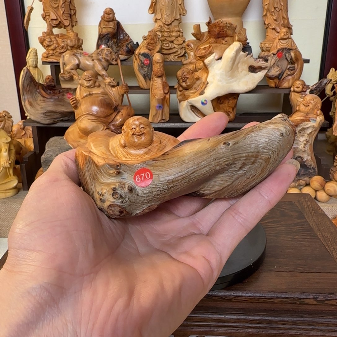 崖柏小木匠艺雕一物一拍