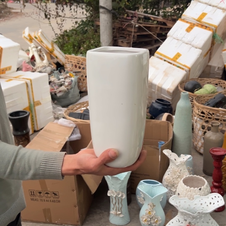 瓶高度25厘米口径10厘米