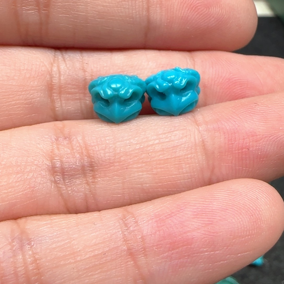 绿松石配饰未镶嵌