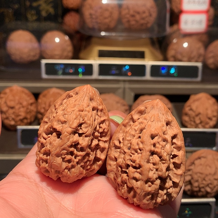 文玩核桃把件通天塔