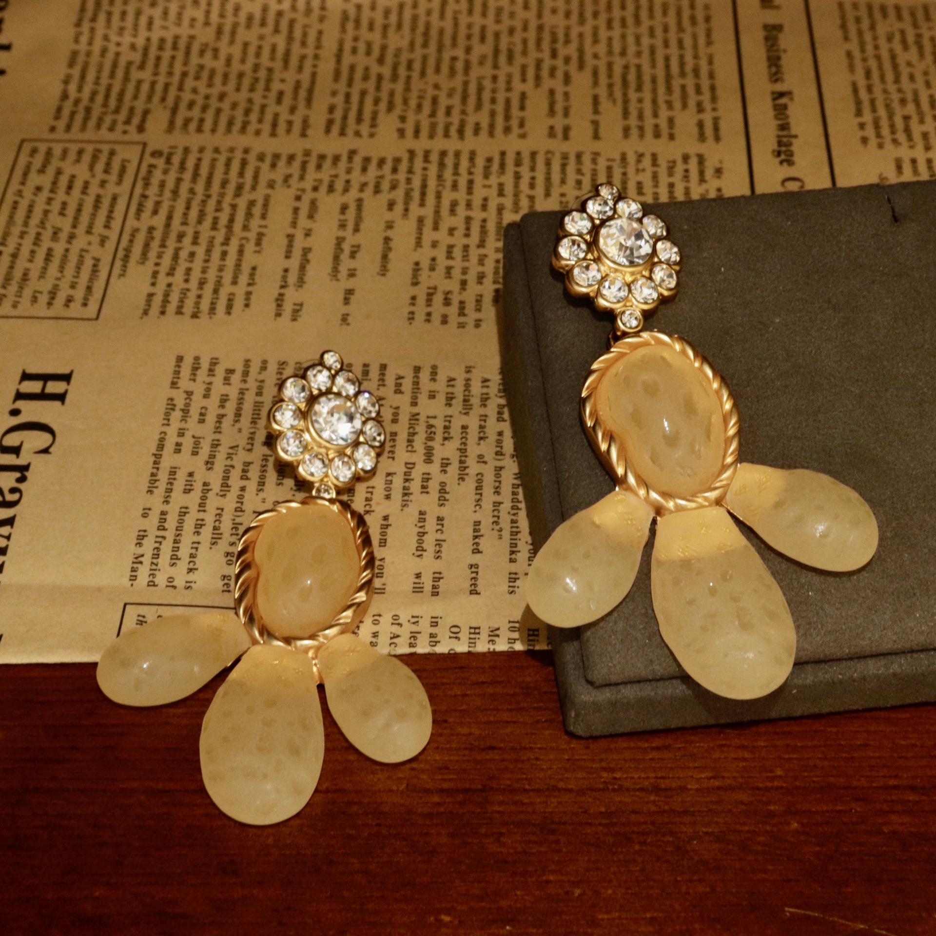 铜合金珐琅耳饰 200-299时尚中古耳饰耳环耳钉耳针