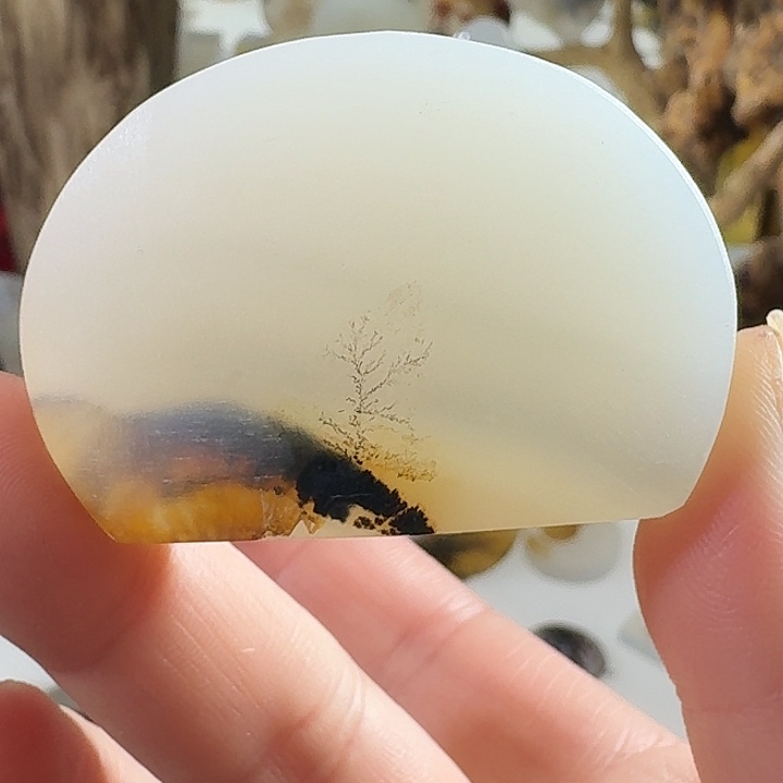 玛瑙/玉髓未镶嵌珠宝奇石