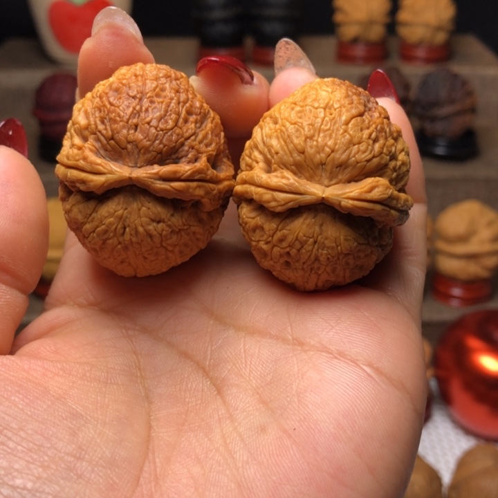 文玩核桃把件48铁将军