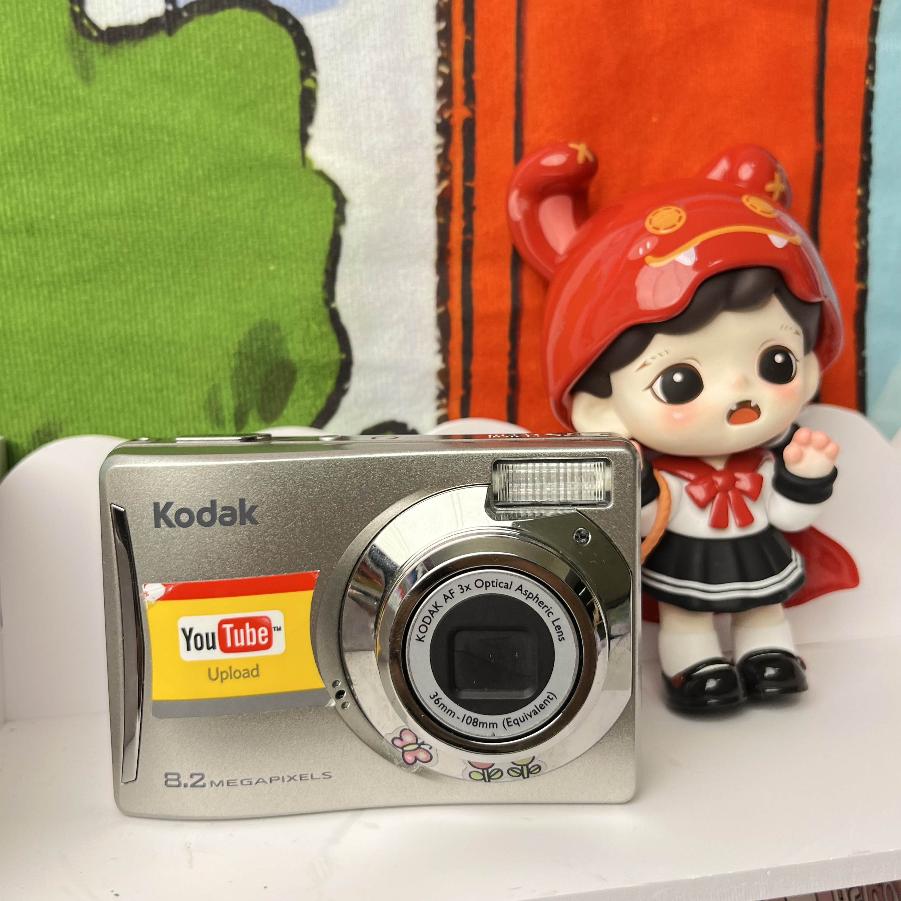 9新  柯达c140 820w像素 网红款 成色如图 自备五号电池