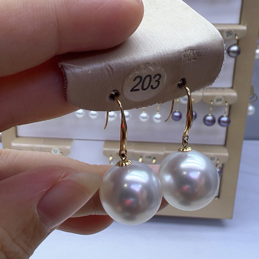 18K金镶嵌淡水珍珠耳饰