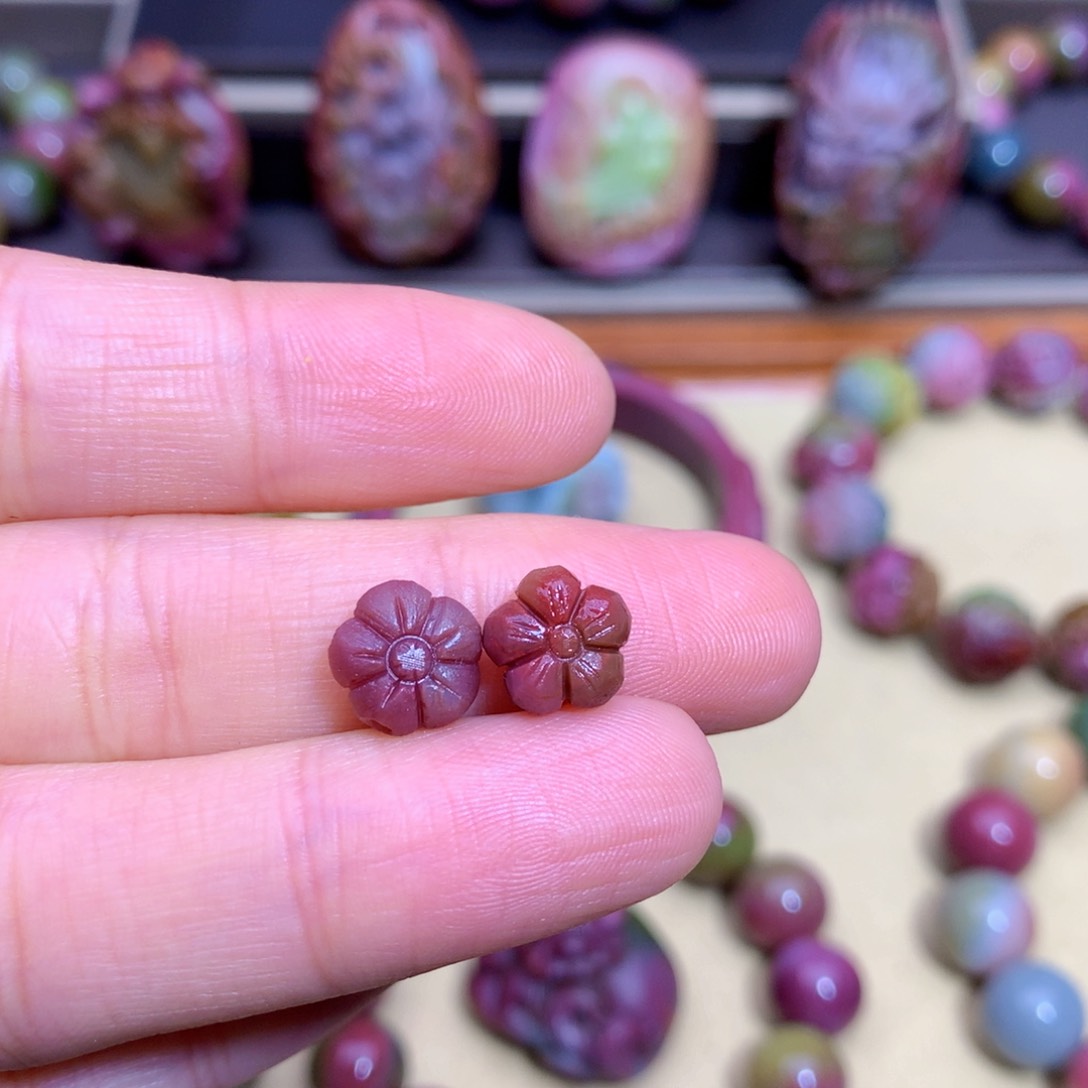 玛瑙挂件未镶嵌盐源