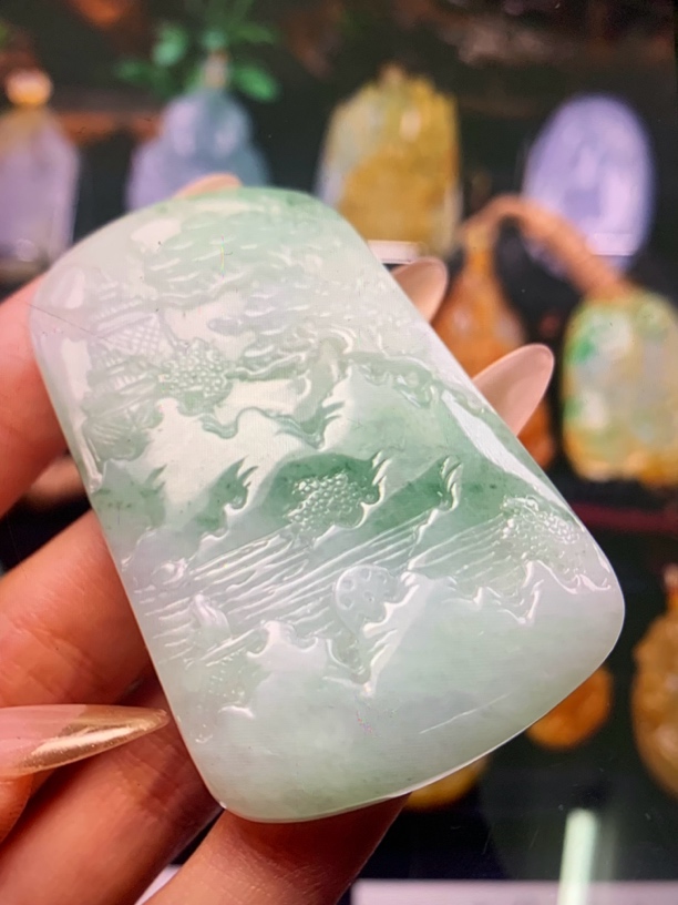 翡翠挂件毛货抛光一物一证