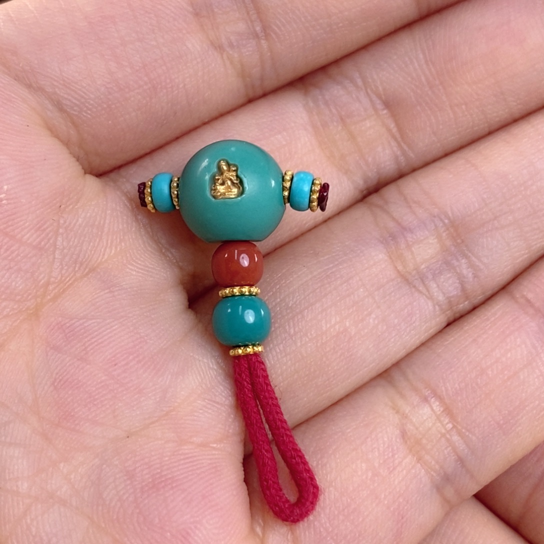 绿松石未镶嵌。万佛朝宗三通套