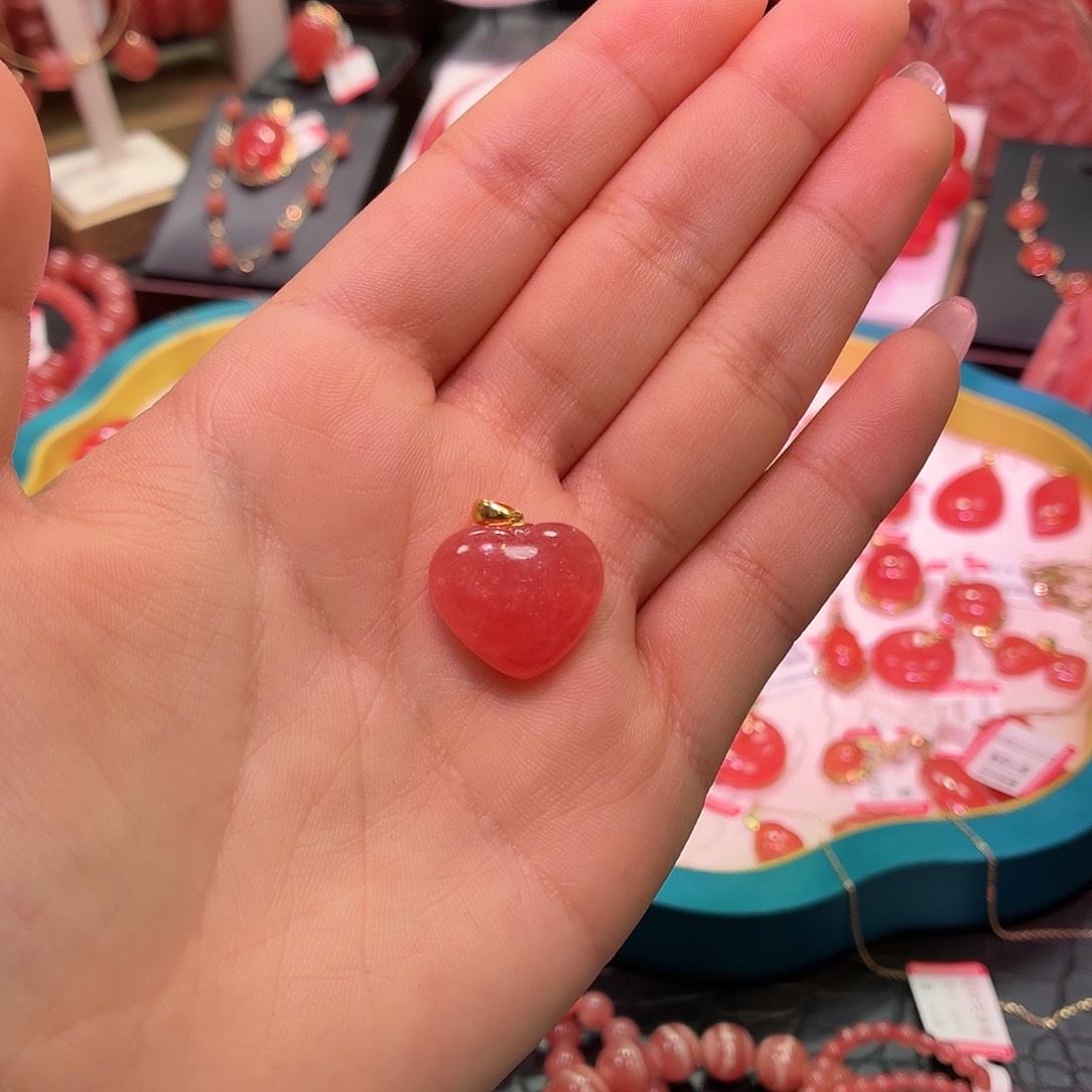 菱锰矿（红纹石）18K金镶嵌颈饰爱心吊坠