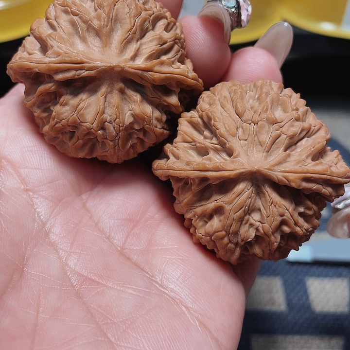 文玩核桃把件苹果44