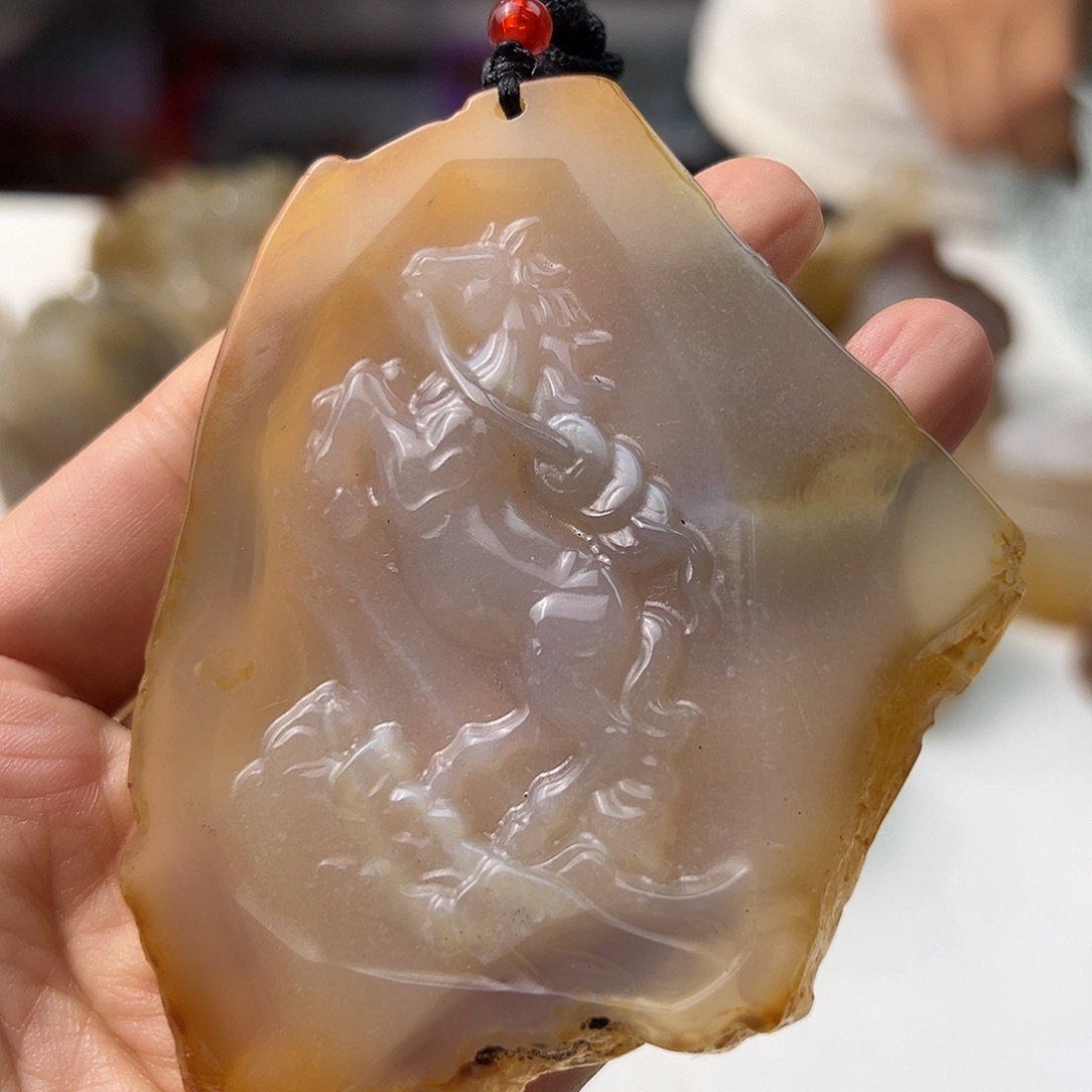 未镶嵌颈饰玛瑙/玉髓