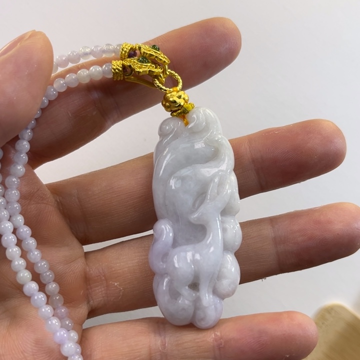 翡翠吊坠(赠链)未镶嵌代编织