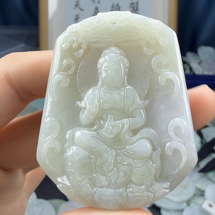 翡翠未镶嵌颈饰翡翠