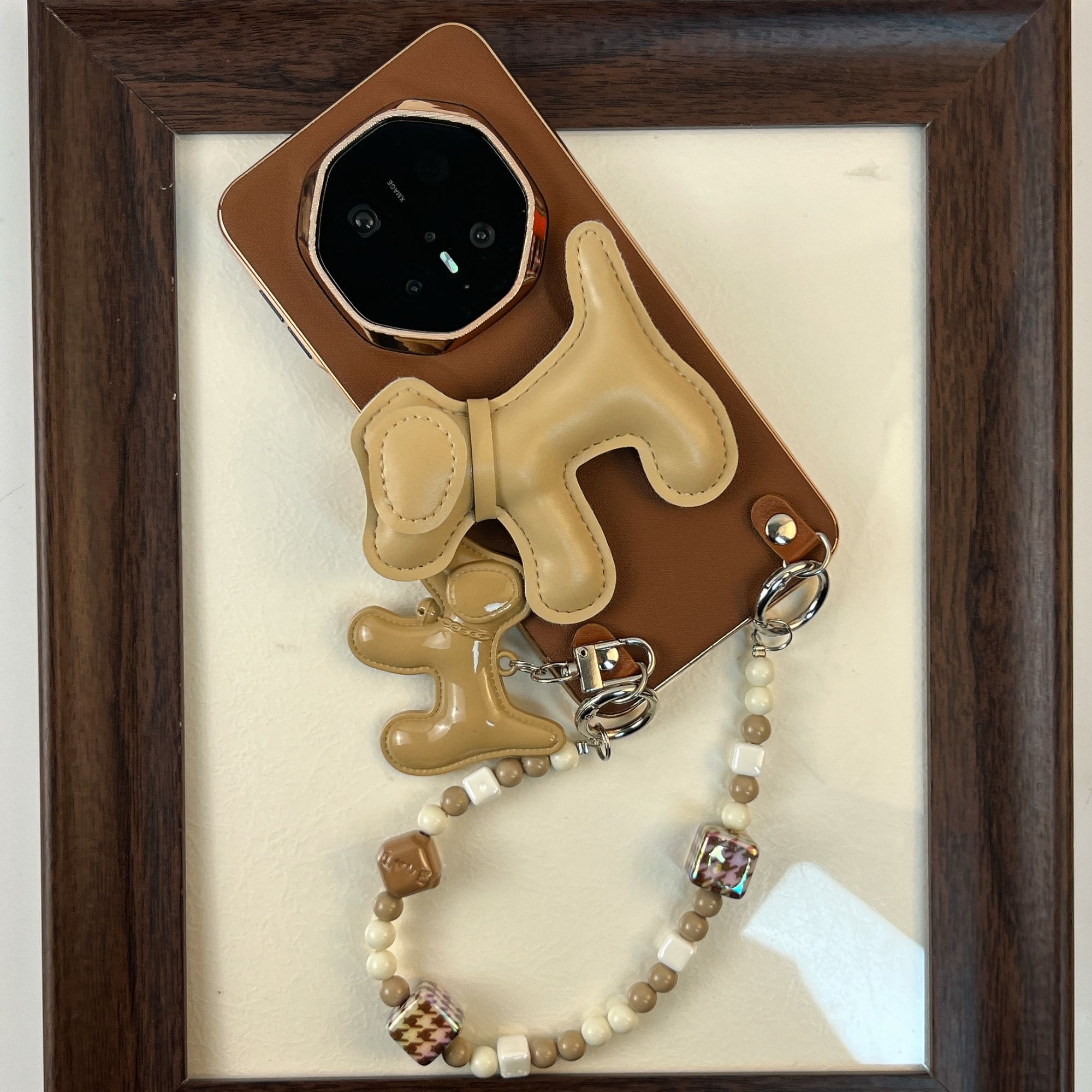 品申原创棕色皮质小狗配饰手提链条适用华为mate80promax手机壳